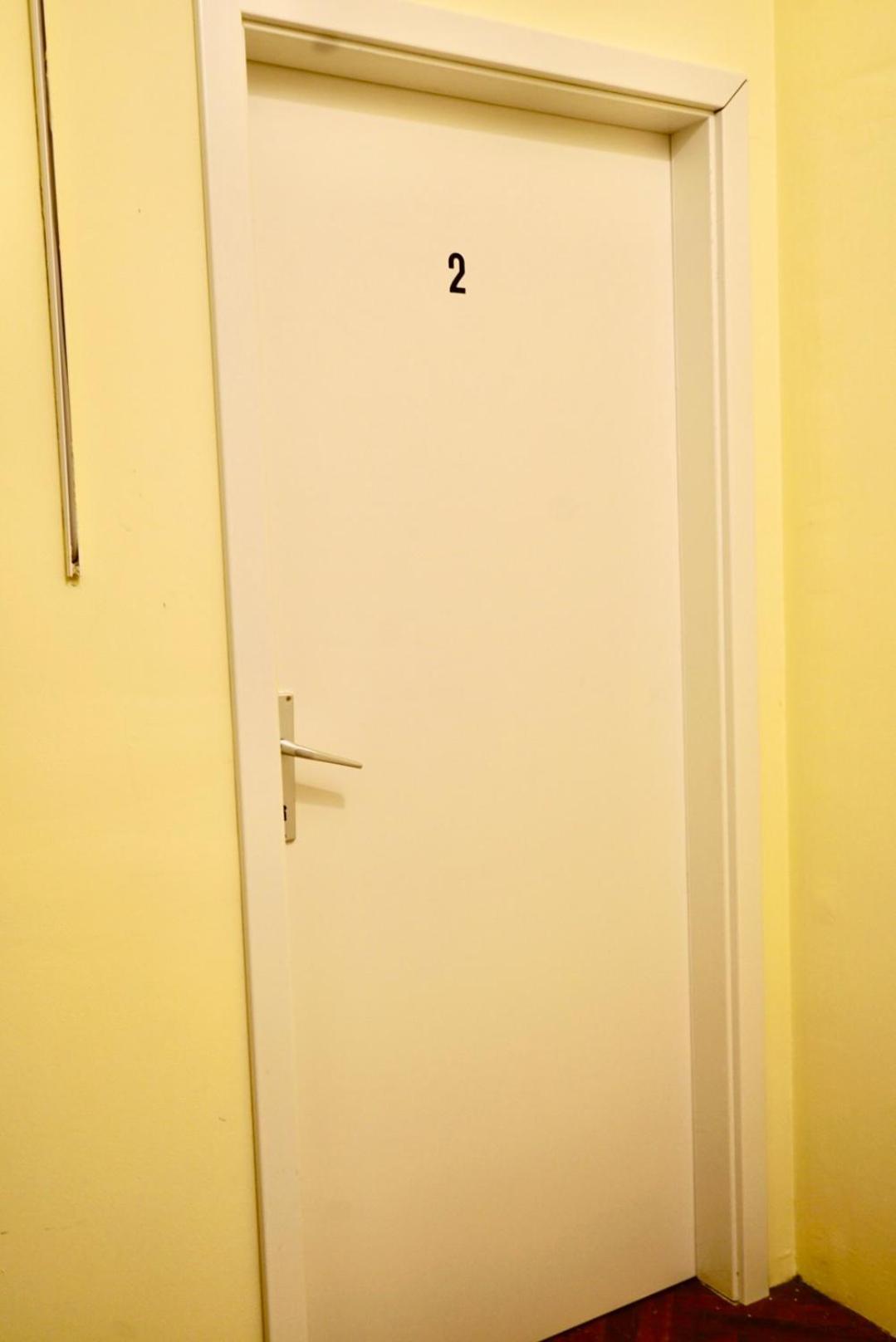 U6 Schoepfwerk Hostel 1 Виена Екстериор снимка