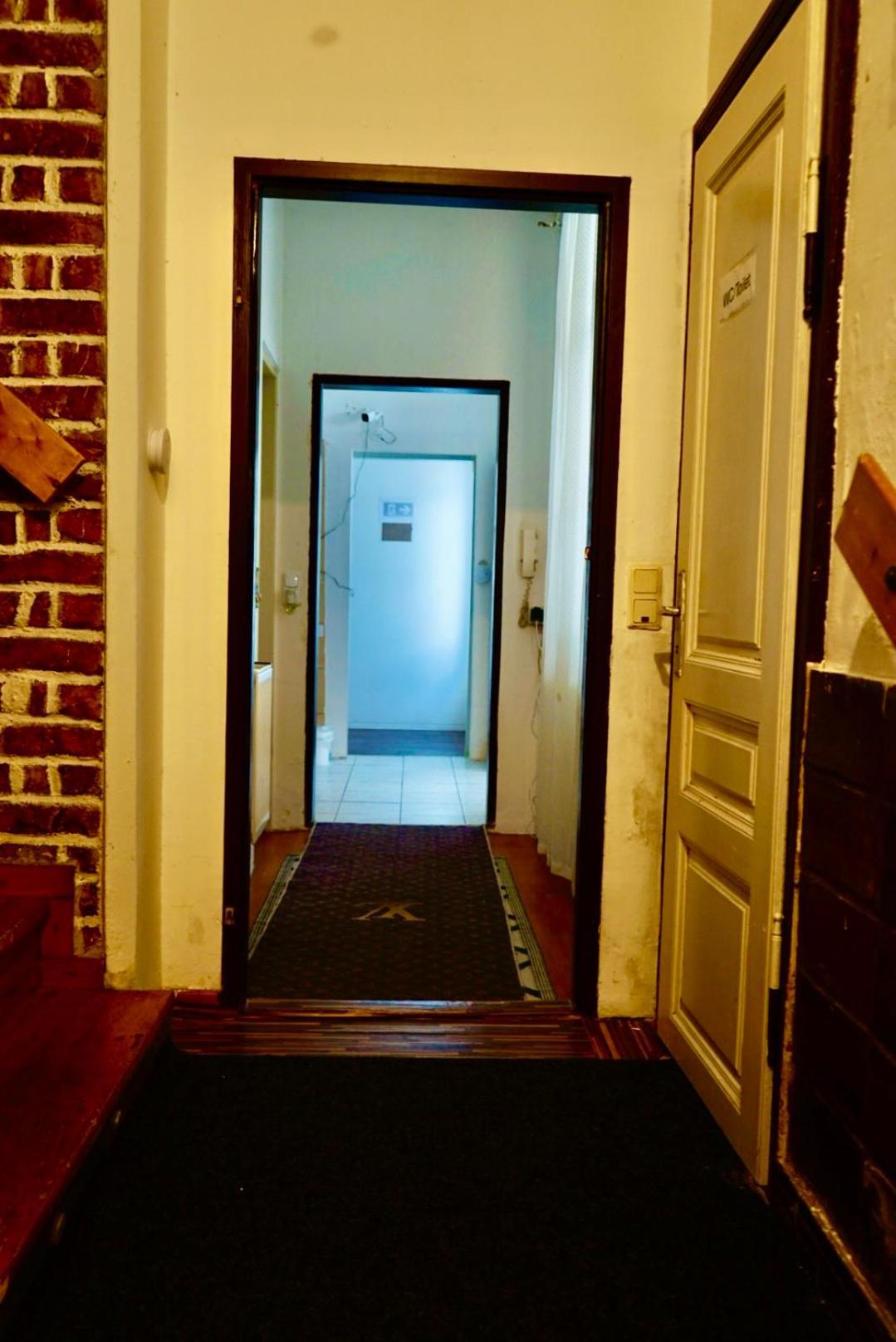 U6 Schoepfwerk Hostel 1 Виена Екстериор снимка