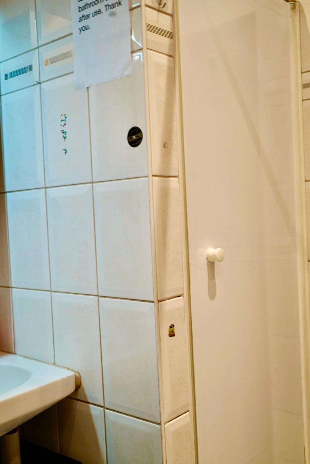 U6 Schoepfwerk Hostel 1 Виена Екстериор снимка