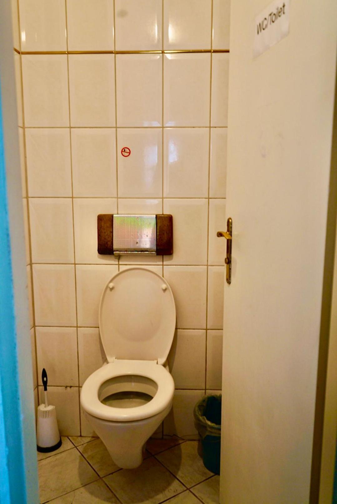 U6 Schoepfwerk Hostel 1 Виена Екстериор снимка