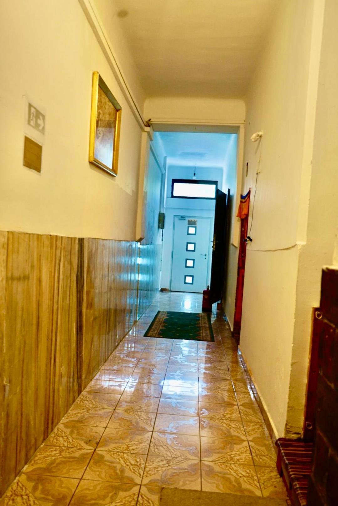 U6 Schoepfwerk Hostel 1 Виена Екстериор снимка