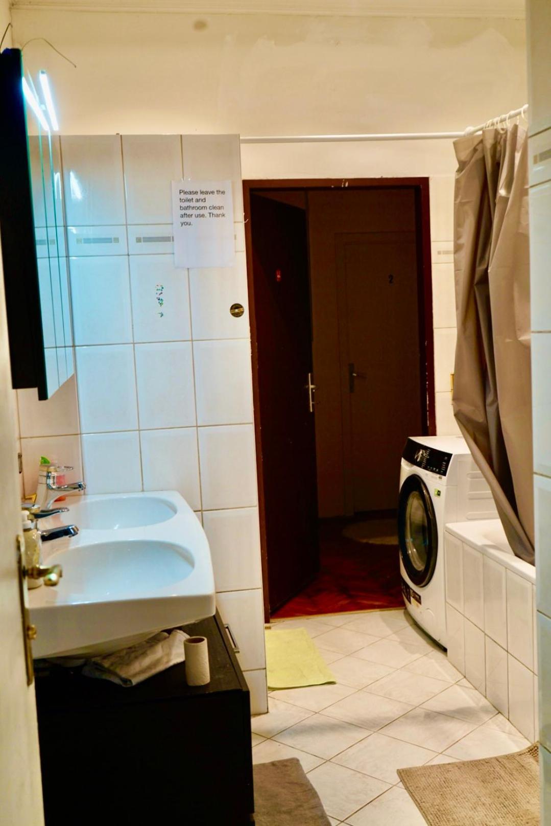 U6 Schoepfwerk Hostel 1 Виена Екстериор снимка
