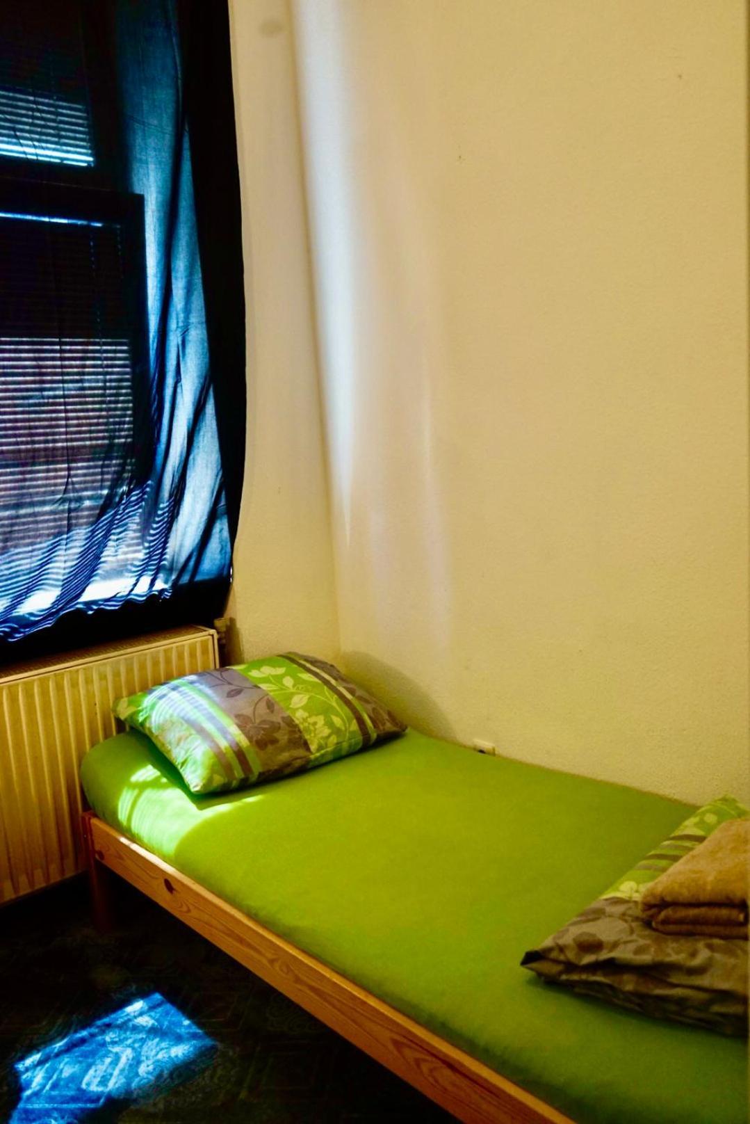 U6 Schoepfwerk Hostel 1 Виена Екстериор снимка